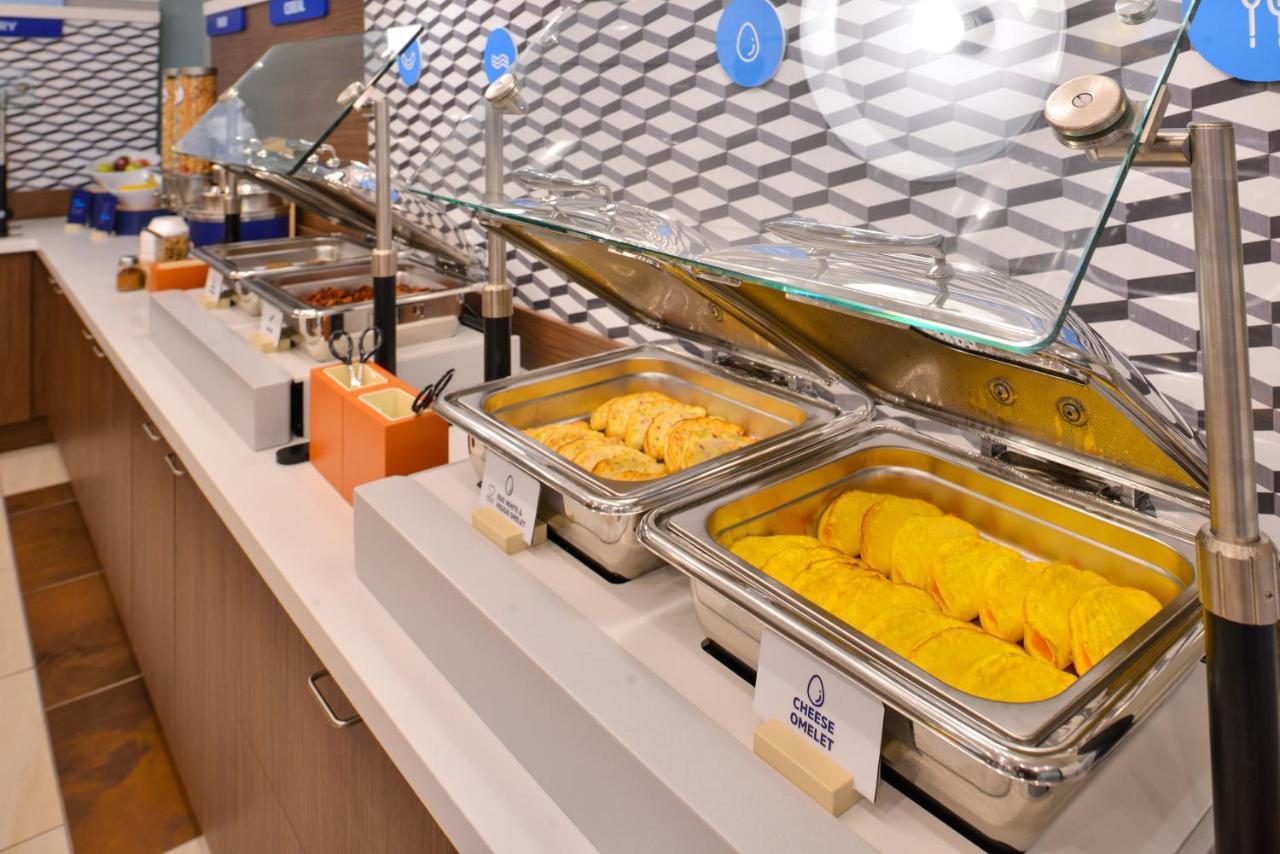 Holiday Inn Express Somerset By Ihg Ngoại thất bức ảnh